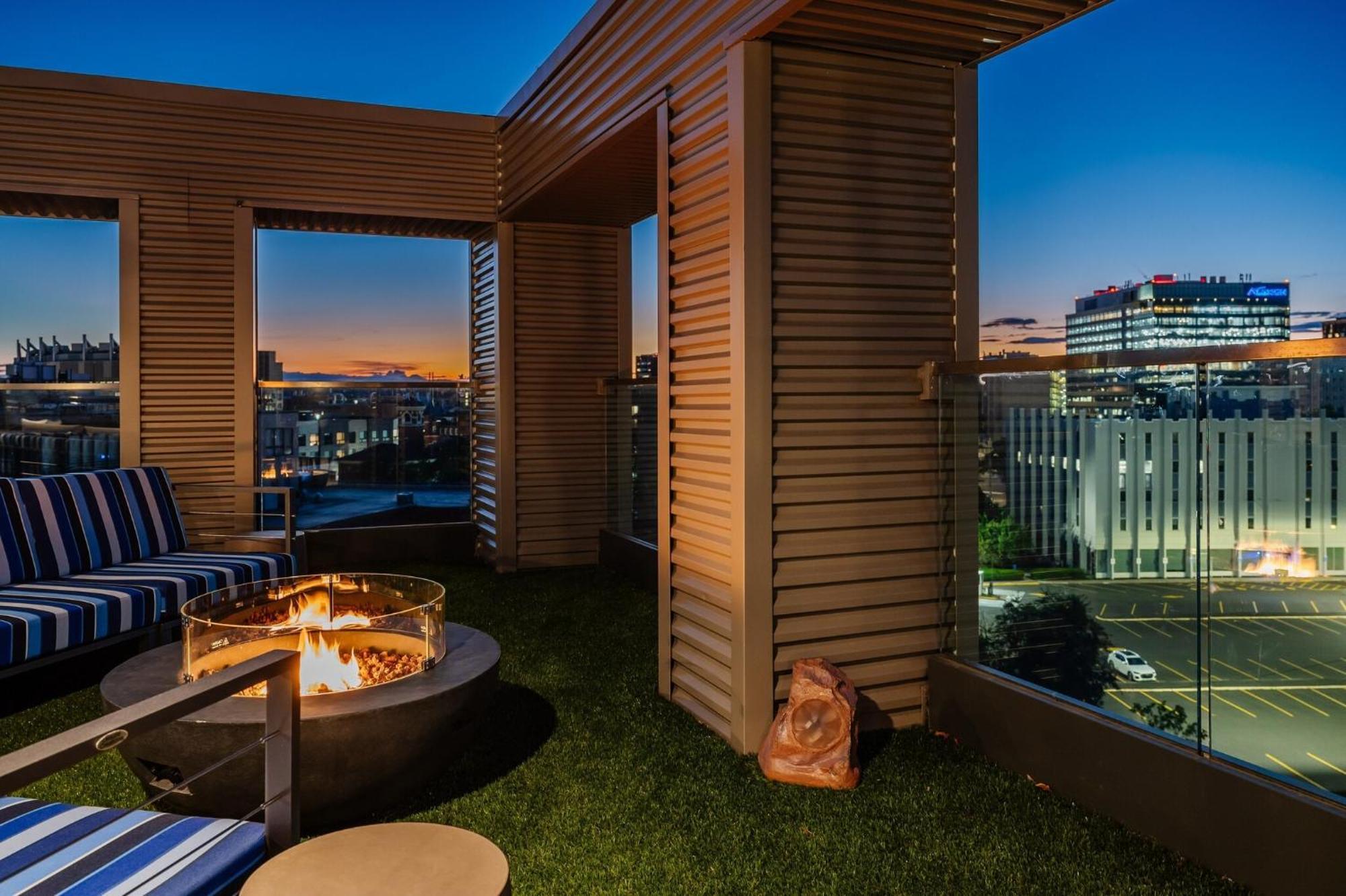 Luxury Apartments By Hyatus At Pierpont New Haven Exterior foto